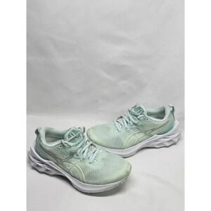 Size 6 US - Asics Novablast 2 LE Womens White Pure Silver Running Shoe 1012B177